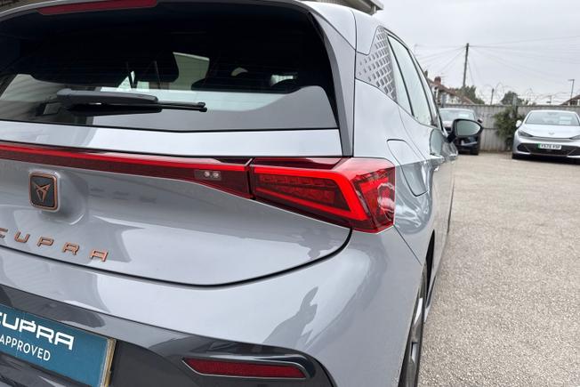 CUPRA Born Photo 18