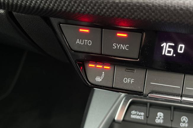 AUDI A3 Photo 38