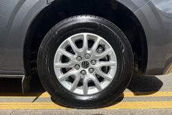 VOLKSWAGEN Transporter Photo 5
