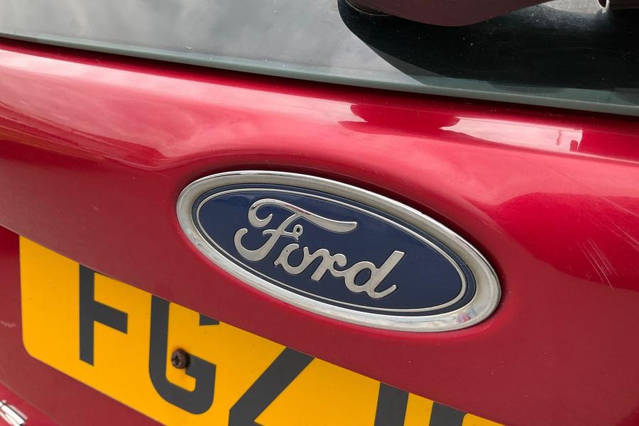 Ford Focus Photo autoimg-6932a5c5b4c5e50e9a2e2703b719807b1153319e.jpg