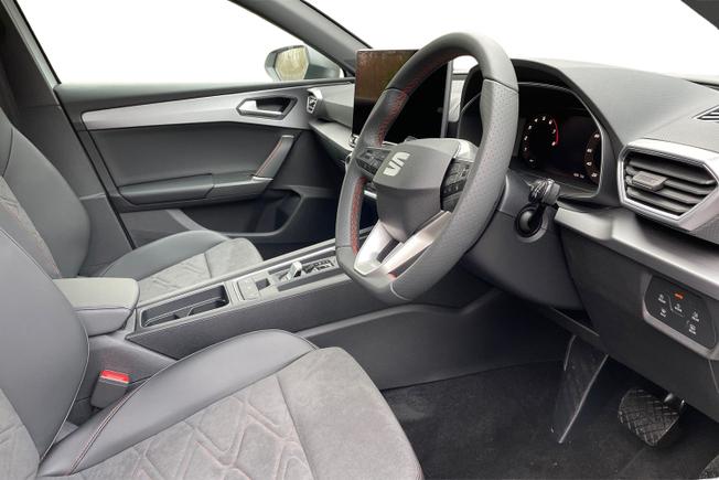 SEAT Leon Photo 6