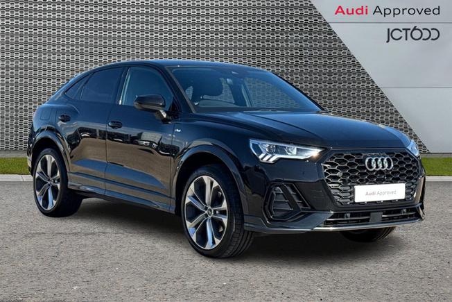 AUDI Q3 Photo 1