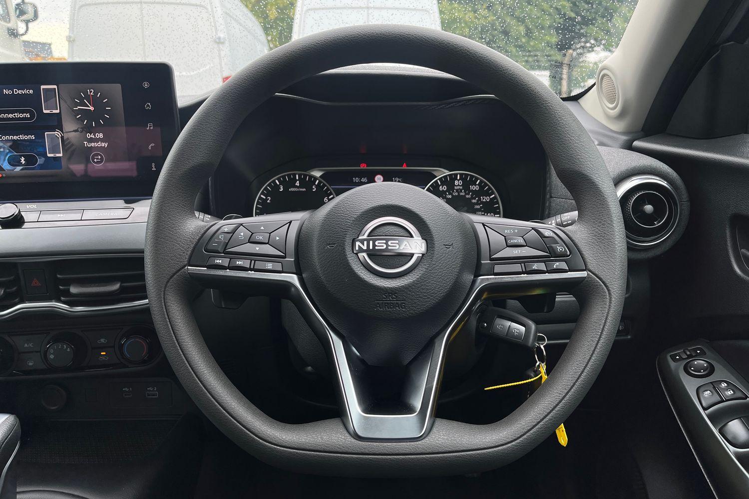 Nissan JUKE Photo 11