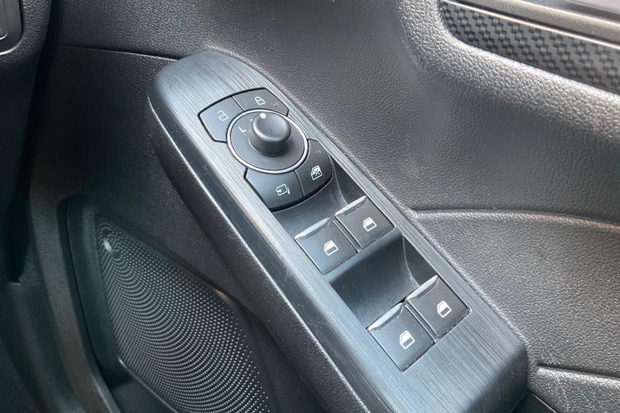 Ford KUGA Photo autoimg-69404dccd2c2bdc4446a128a0c2b7e0769fc32ed.jpg