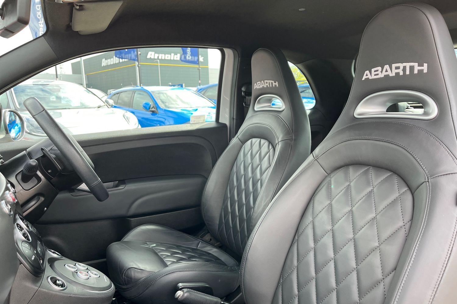 Abarth 595 Photo 18