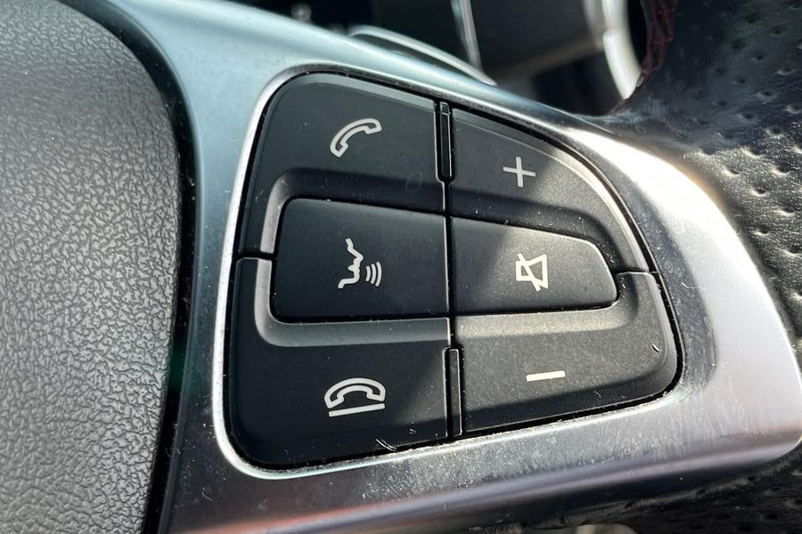 Mercedes-Benz A CLASS Photo autoimg-6944fe4f73078a5363fcb49eceee61c74a8d369c.jpg