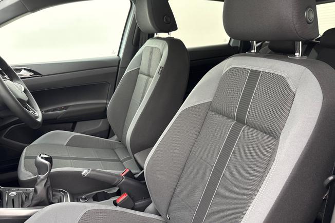 VOLKSWAGEN Polo Photo 22