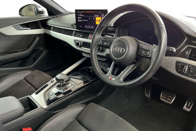Audi A4 Avant Photo 6