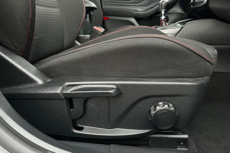Ford Focus Photo autoimg-694ec050da6ffa2179b238e54983c12104e22e85.jpg