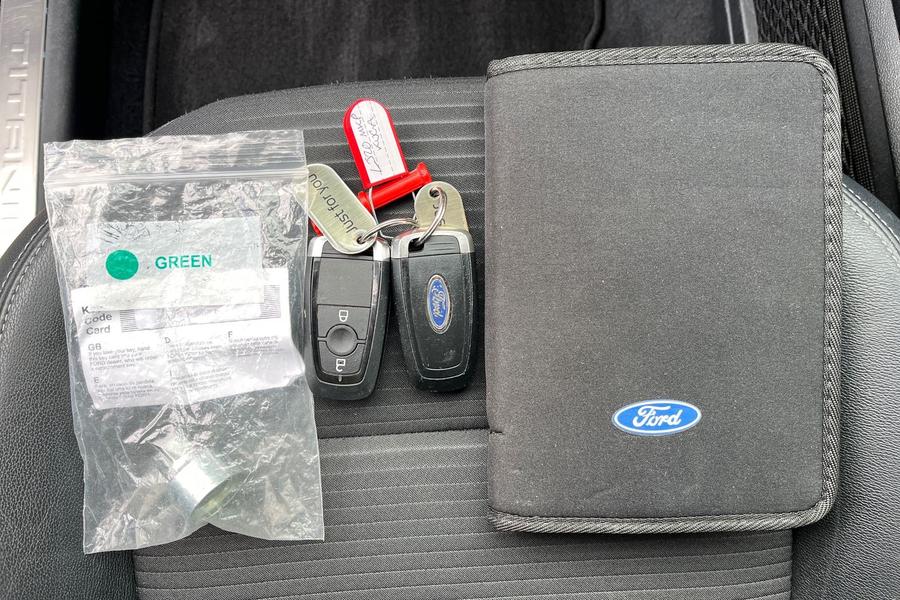 Ford Kuga Photo autoimg-6950975515675743cd8605b60610084e773e8959.jpg