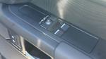 Land Rover Defender Photo 24