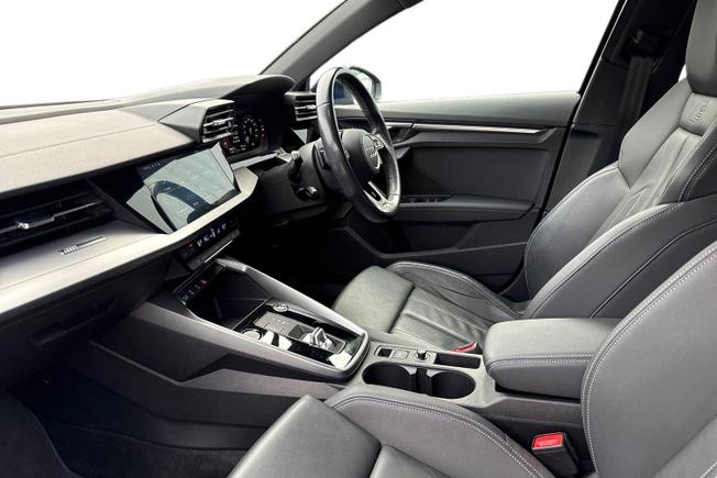 AUDI A3 Photo 2
