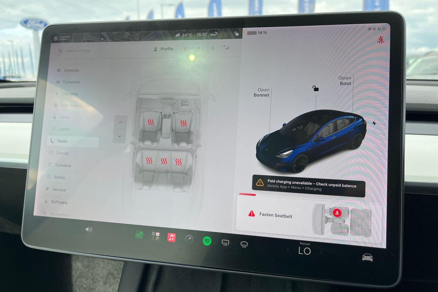TESLA Model 3 Photo 27