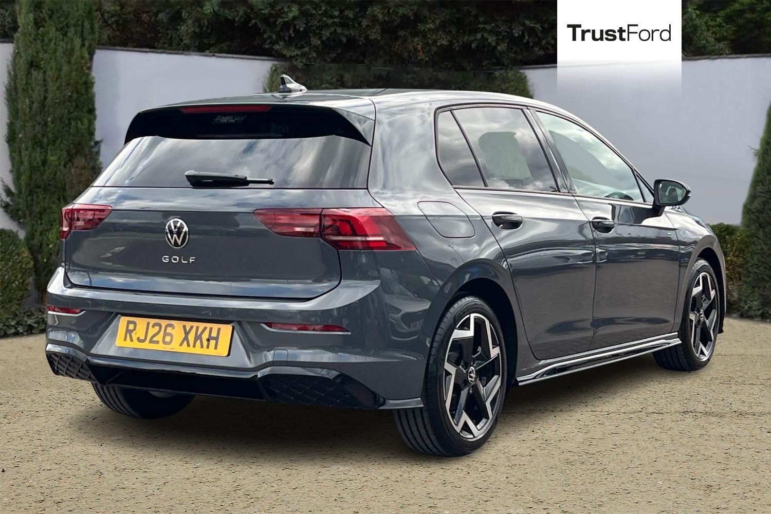 Volkswagen Golf Photo 3