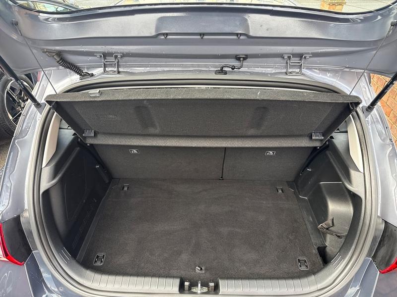 Used Hyundai i20 SL72JFN 18