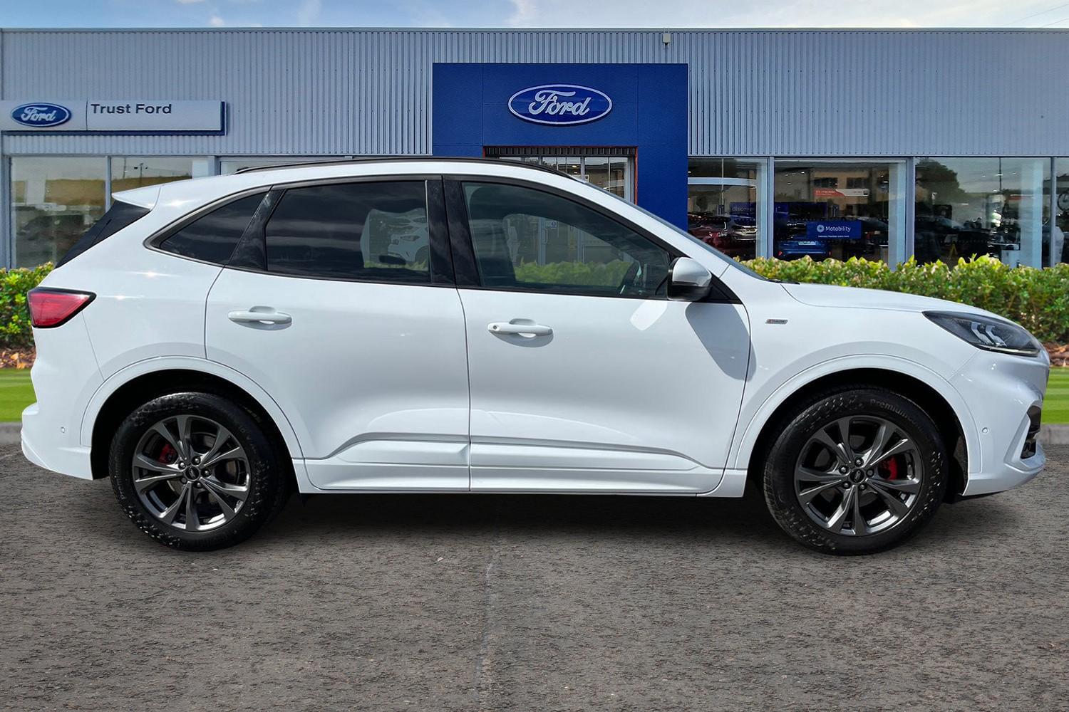 Ford Kuga Photo 2