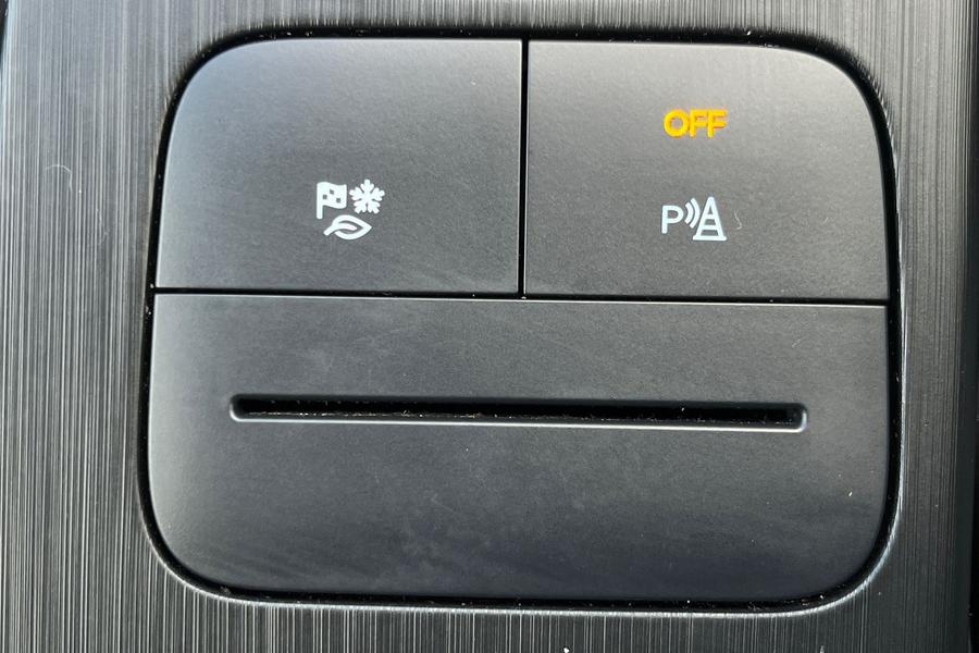 Ford Kuga Photo autoimg-69614ad9c8fb30f660a36a1a3a8698c496247898.jpg