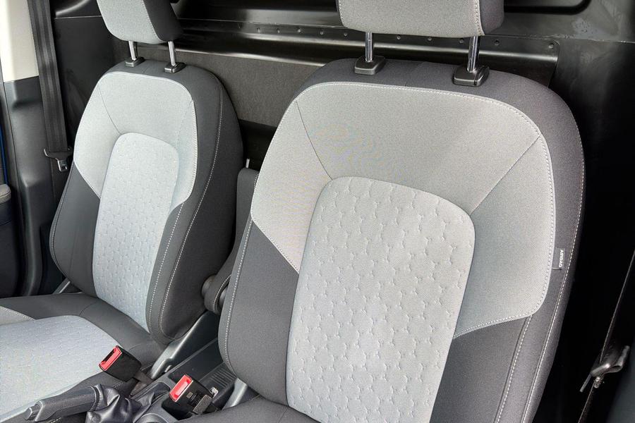 Ford TRANSIT COURIER Photo autoimg-69620407f9952b13a2c4cf7cfcd98e08ddbe89a2.jpg