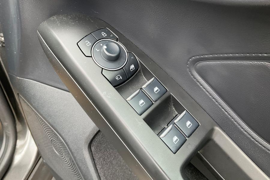 Ford Focus Photo autoimg-69637bd268f001963c3c0d45a0b34e966b285996.jpg