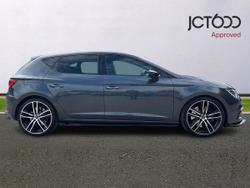 SEAT Leon Photo 4