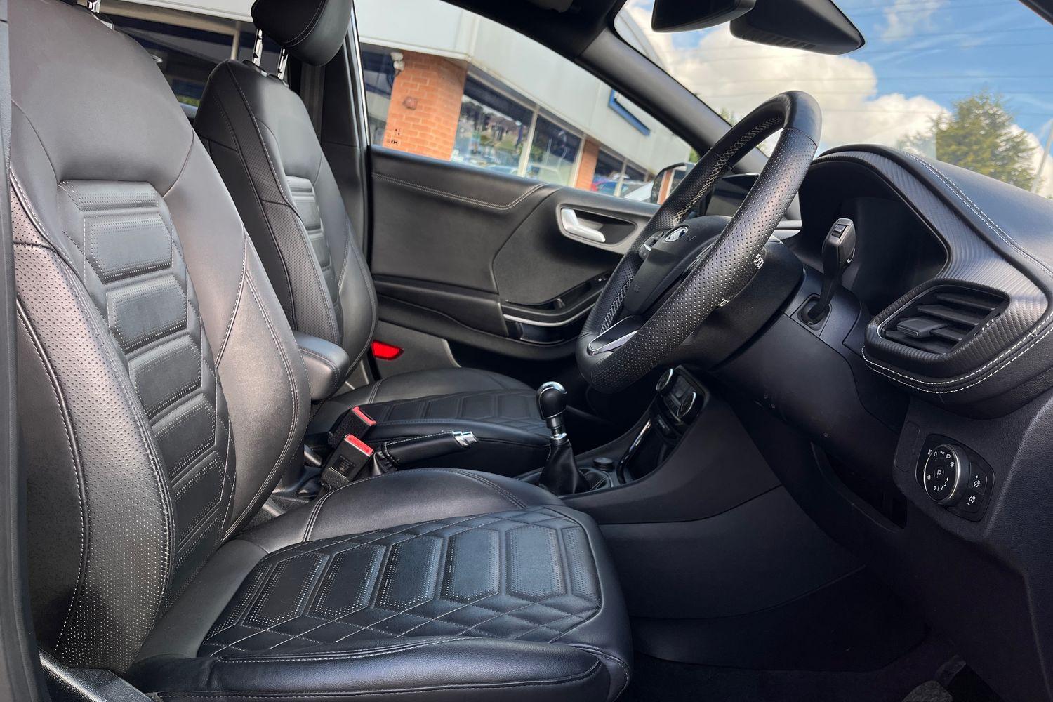 Ford Puma Photo 16
