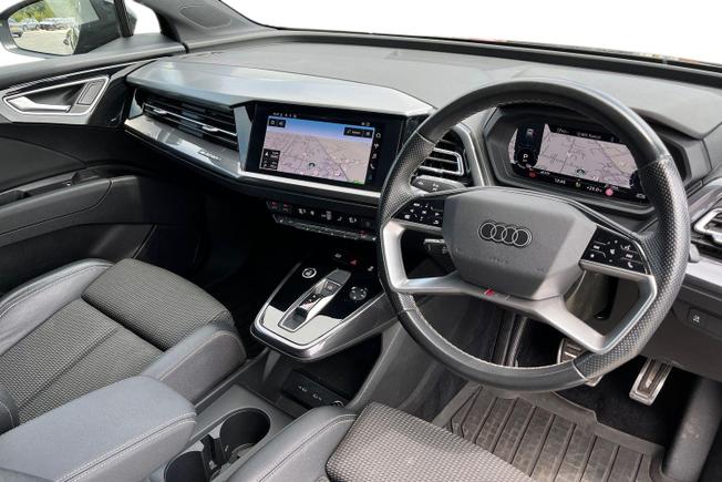 AUDI Q4 E-Tron Photo 6