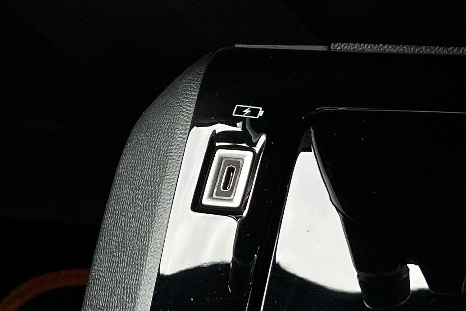 Peugeot 2008 Photo 34