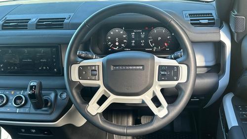 Land Rover Defender Photo autoimg-69734e70ace2a9cc8c30c97011c98711968aab5a.jpg