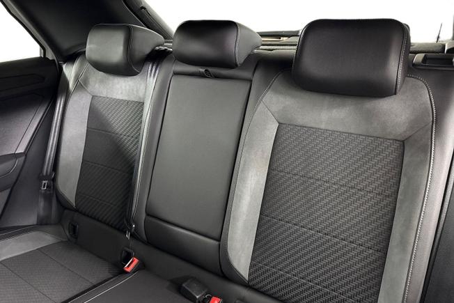 VOLKSWAGEN T-Roc Photo 9