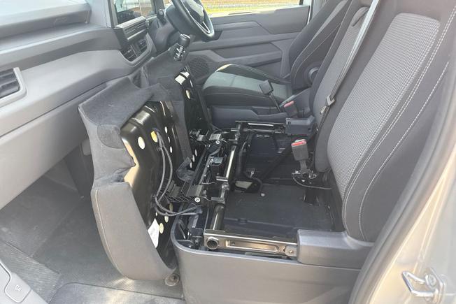 VOLKSWAGEN Transporter Photo 22