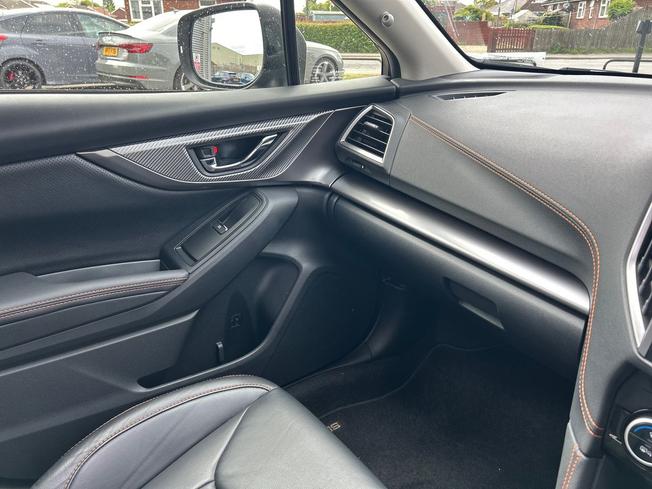 SUBARU Xv Photo 46