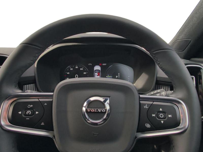 Used Volvo XC40 KN22BFE 13