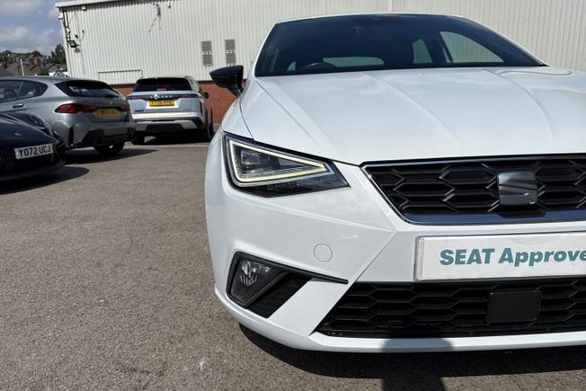 SEAT Ibiza Photo 19