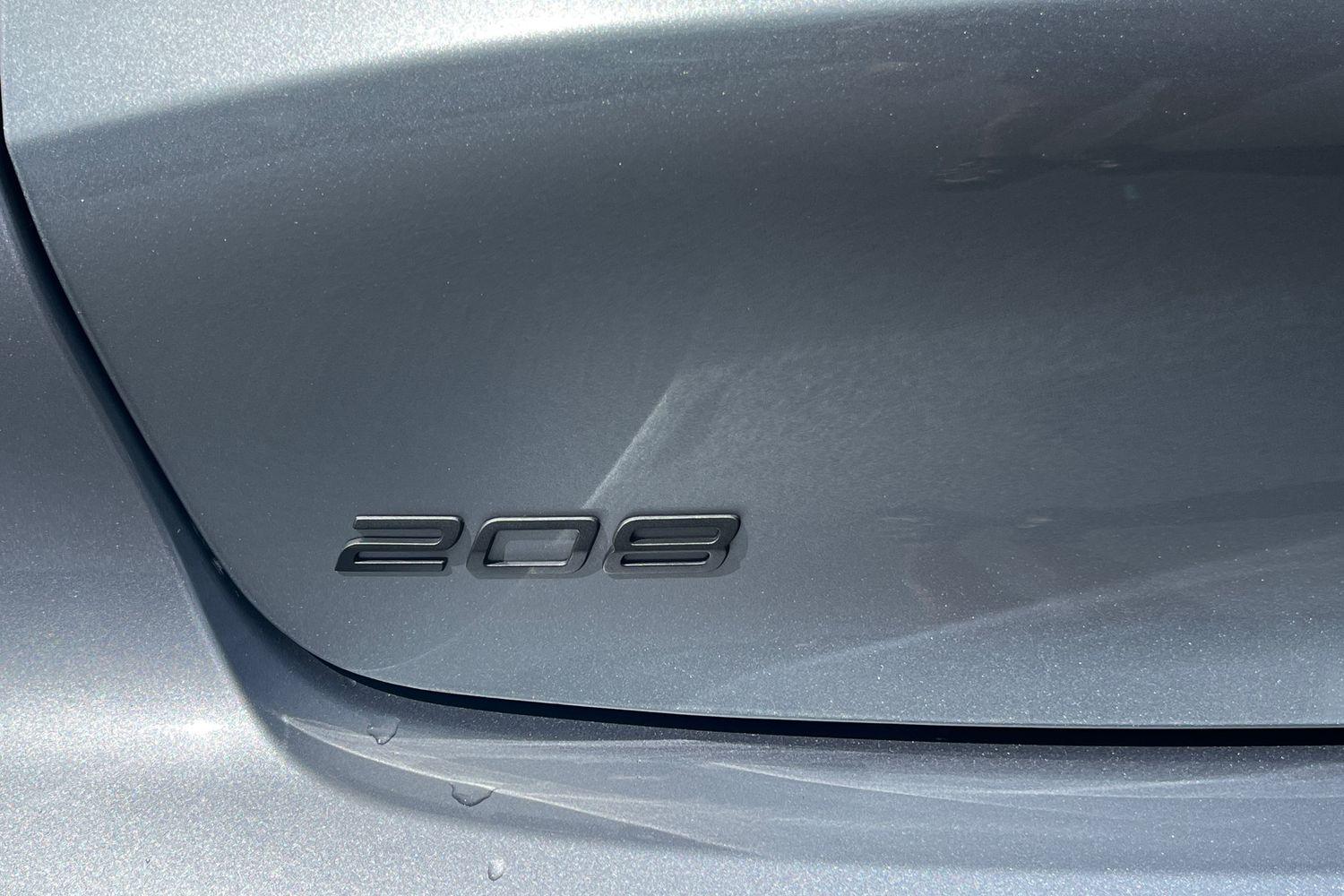 Peugeot 208 Photo 26