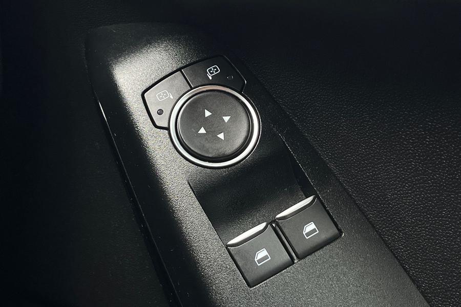 Ford Fiesta Photo autoimg-697eae31ef574340aaad60d613c7b73e0b3eb20b.jpg