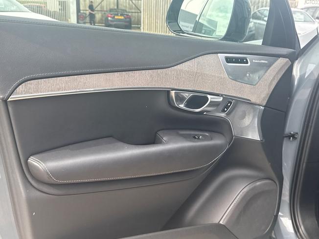VOLVO Xc90 Photo 38