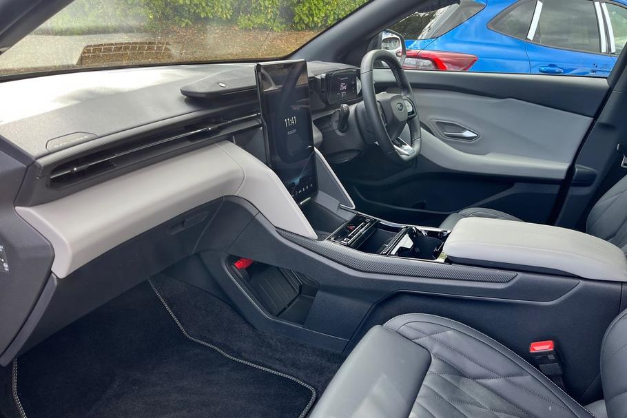 Used Ford Explorer 18