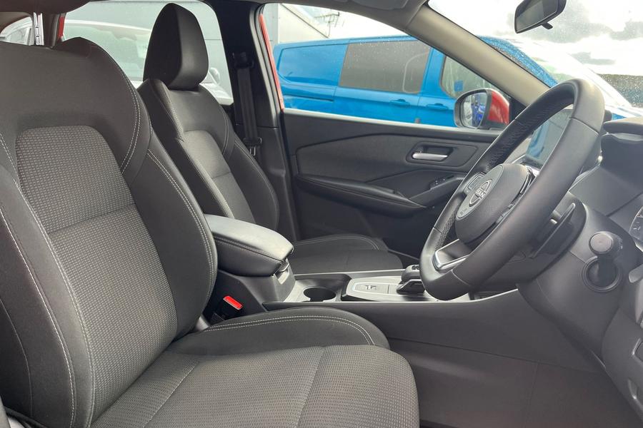 Nissan QASHQAI Photo autoimg-69846ff0e5b85fa3dbad6f19c63577b705611fa7.jpg