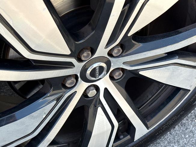 VOLVO Xc40 Photo 35