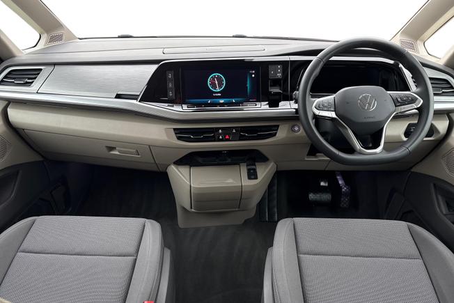 VOLKSWAGEN Multivan Photo 10
