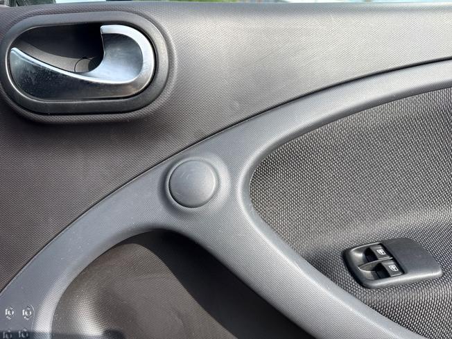 SMART ForFour Photo 29