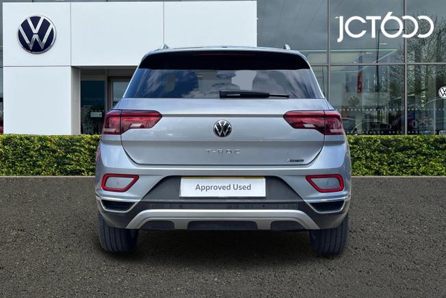 VOLKSWAGEN T-Roc Photo 7
