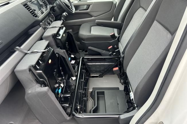 VOLKSWAGEN Crafter Photo 38