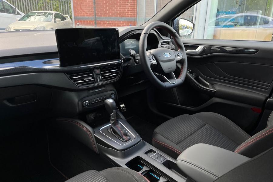 Ford Focus Photo autoimg-6992c777c8bccc5f93607d2e96463938ae9ff742.jpg