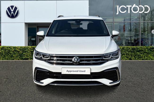 VOLKSWAGEN Tiguan Photo 8