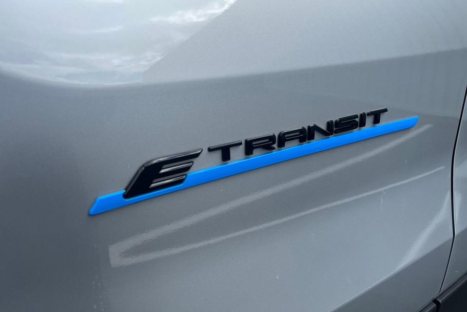 Used Ford E-TRANSIT LS75RJX 20