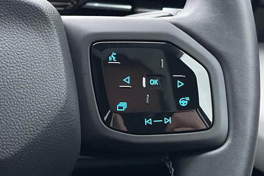 Ford EXPLORER Photo autoimg-6999bbb6446d6c188542d8aaf7a112a1f1a640e2.jpg