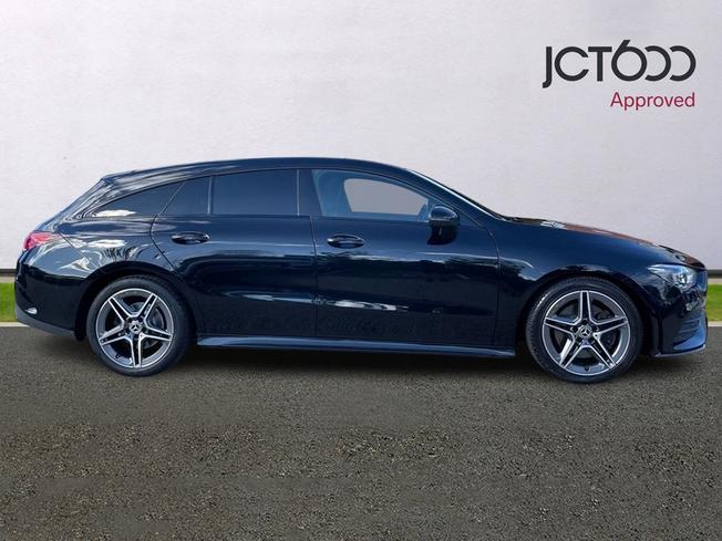 MERCEDES-BENZ CLA Photo 4
