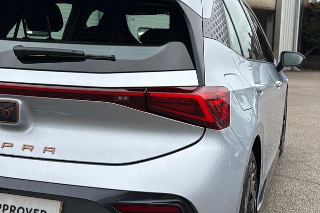 CUPRA Born Photo 18