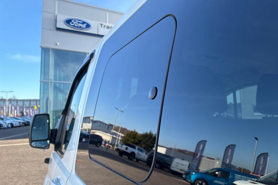 Used FORD TRANSIT CUSTOM A20DCU 39